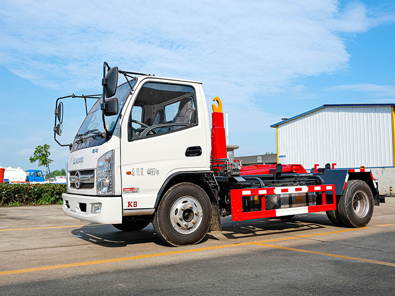 藍牌凱馬建築勾臂垃圾車
